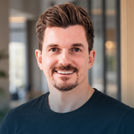  STARTUPLAND