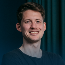  STARTUPLAND